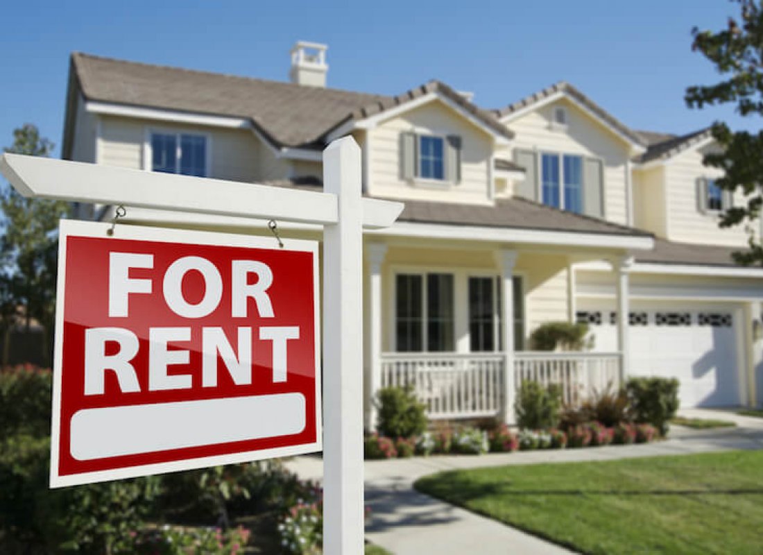 4 Tips for Renting a House Through a Property Management Company